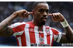 包含今晨体能课后，罗马调整名单备战法甲，压力陡增，轮换策略成焦点的词条-多宝娱乐