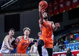 关于转折点深圳男篮战术微调，社区盾加时末段攻防权衡，引发热议，球队文化再被提及的信息